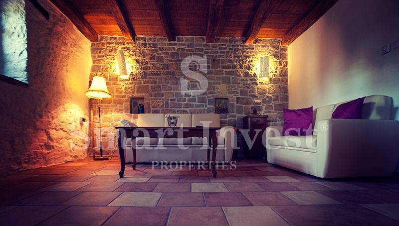 ISTRIA - MOTOVUN, Ecological estate with 3 houses, 23000 m2 land