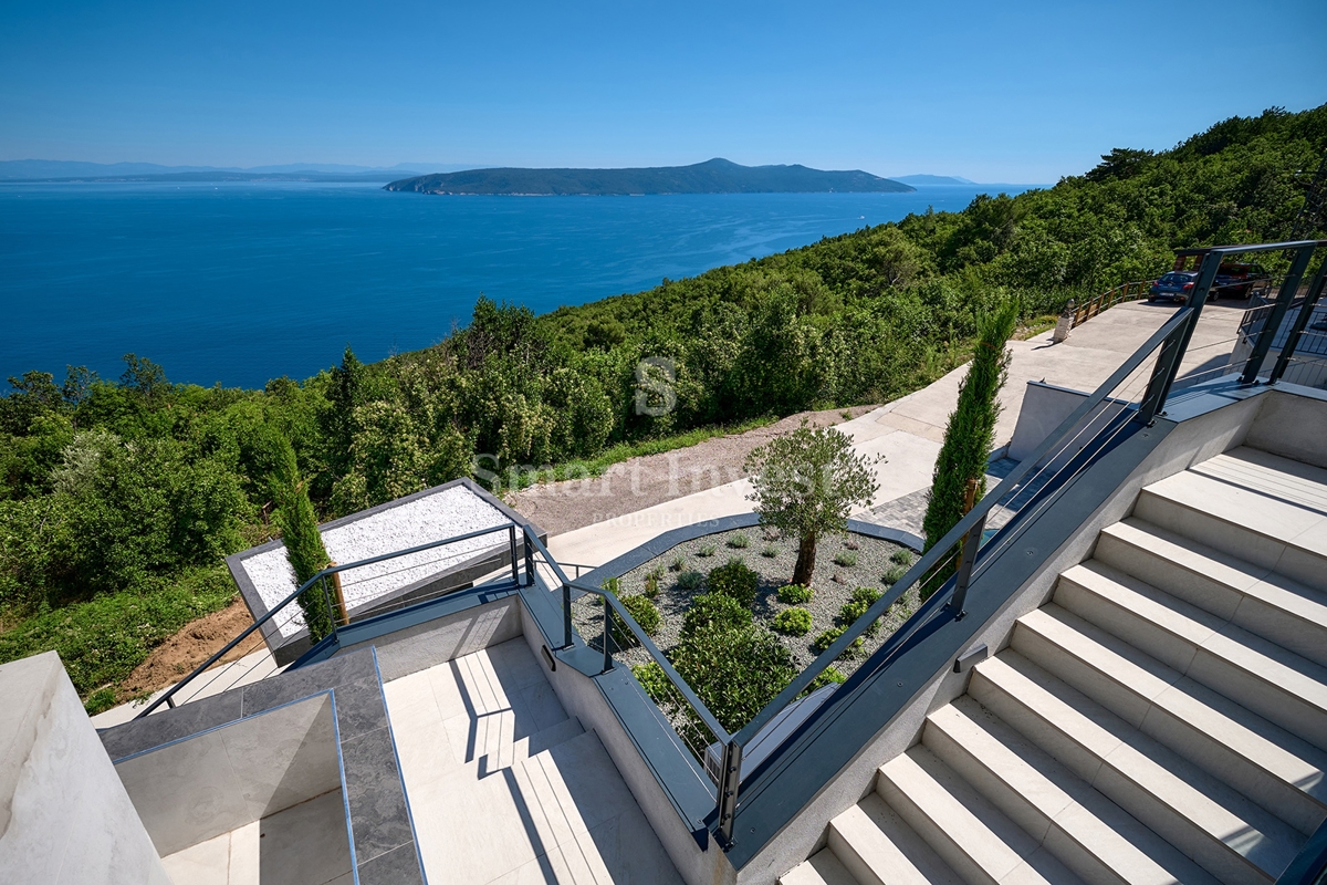 OPATIJSKA RIVIERA, Moderna luksuzna vila s pogledom na morje, prodamo