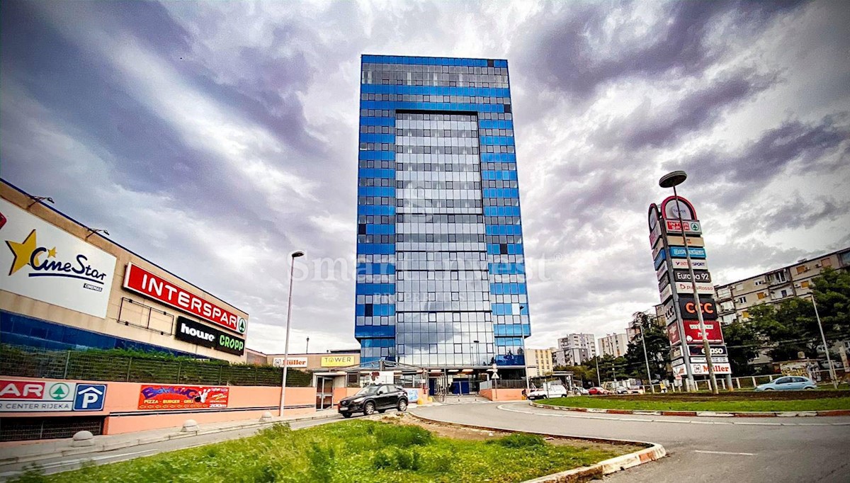 RIJEKA, Poslovni prostor v nakupovalnem središču Tower Center