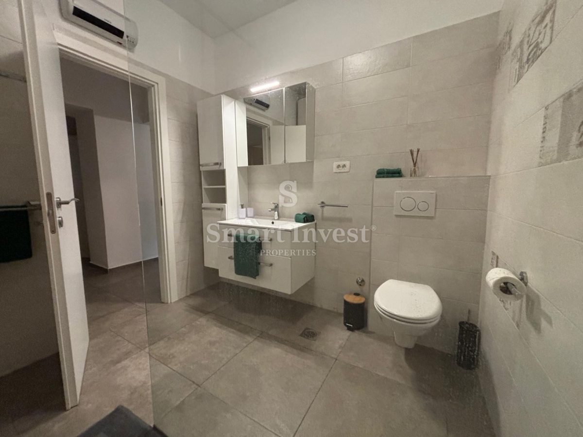 OPATIJA - CENTER, 3-sobno stanovanje s teraso in parkingom