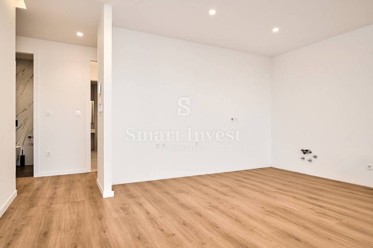 OPATIJA, Luxury apartment of 226 m2  in a new building with pool and garage