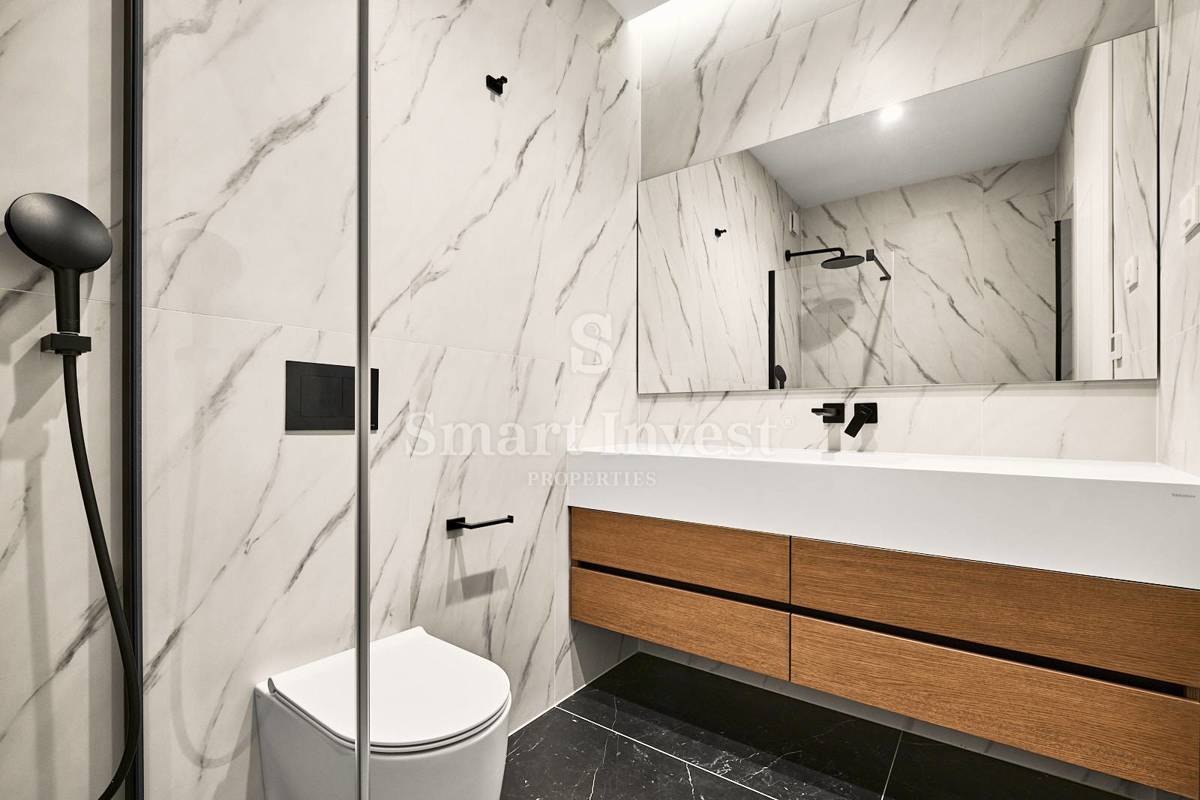 OPATIJA, Luxury apartment of 226 m2  in a new building with pool and garage