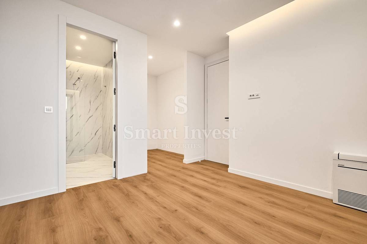 OPATIJA, Luxury apartment of 226 m2  in a new building with pool and garage