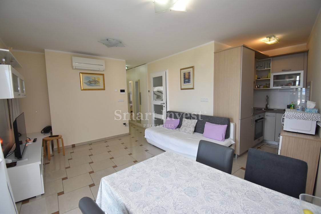 OPATIJA, 3-sobno stanovanje s teraso in pogledom na morje
