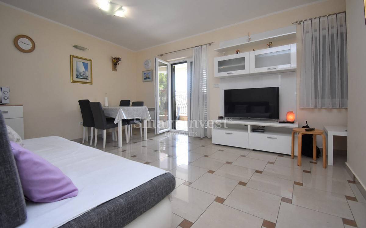 OPATIJA, 3-sobno stanovanje s teraso in pogledom na morje