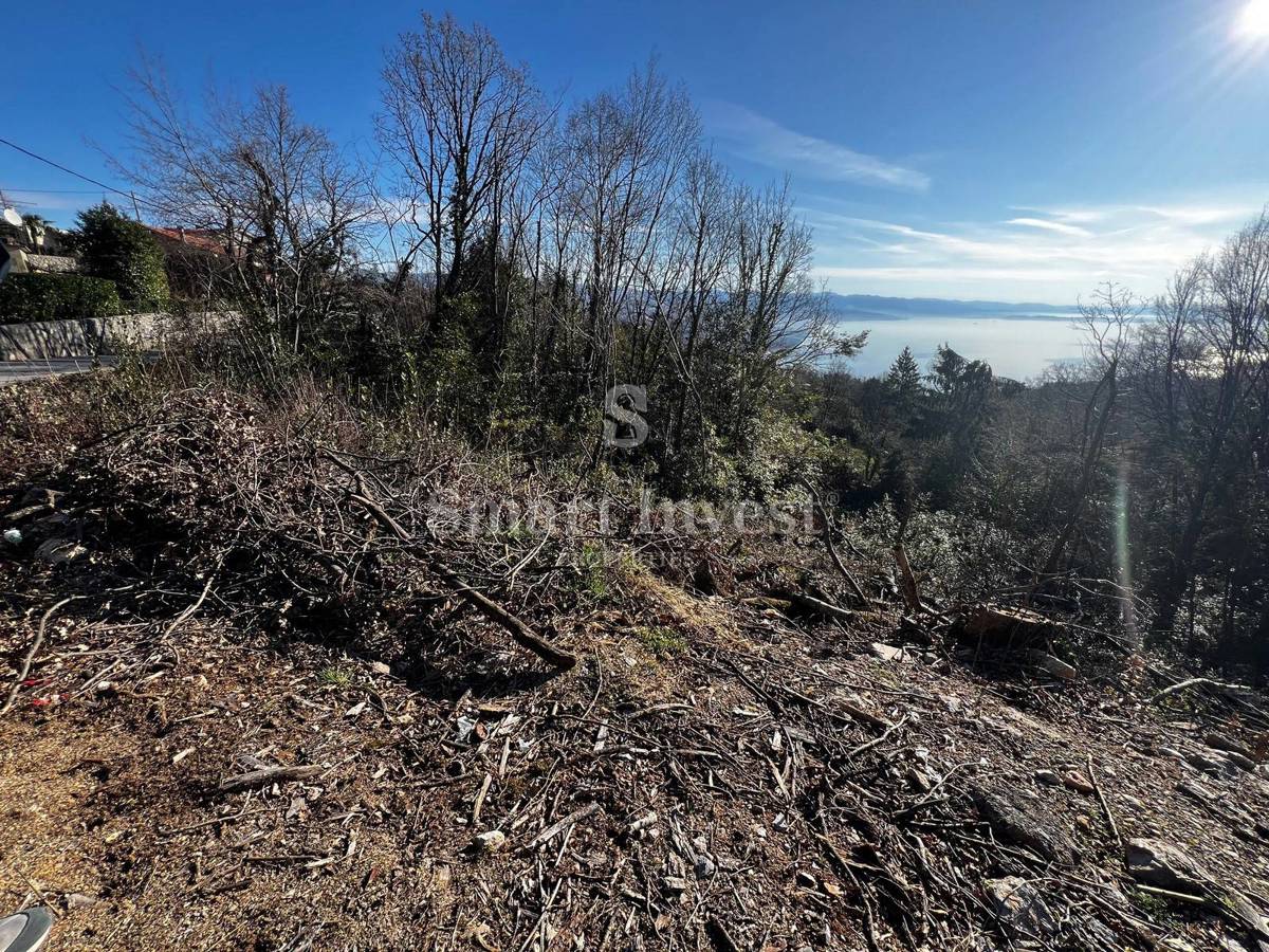 OPATIJA - BREGI, zemljišče 1320 m2 s pogledom na morje