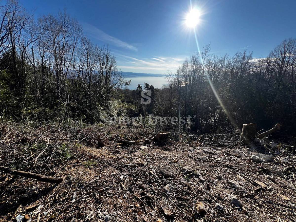 OPATIJA - BREGI, zemljišče 1320 m2 s pogledom na morje