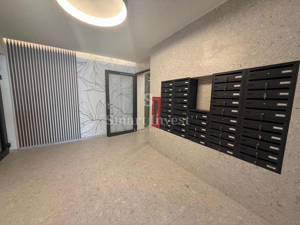 RIJEKA, Vrhunsko 4-sobno stanovanje s pogledom na morje in garažo, prodamo