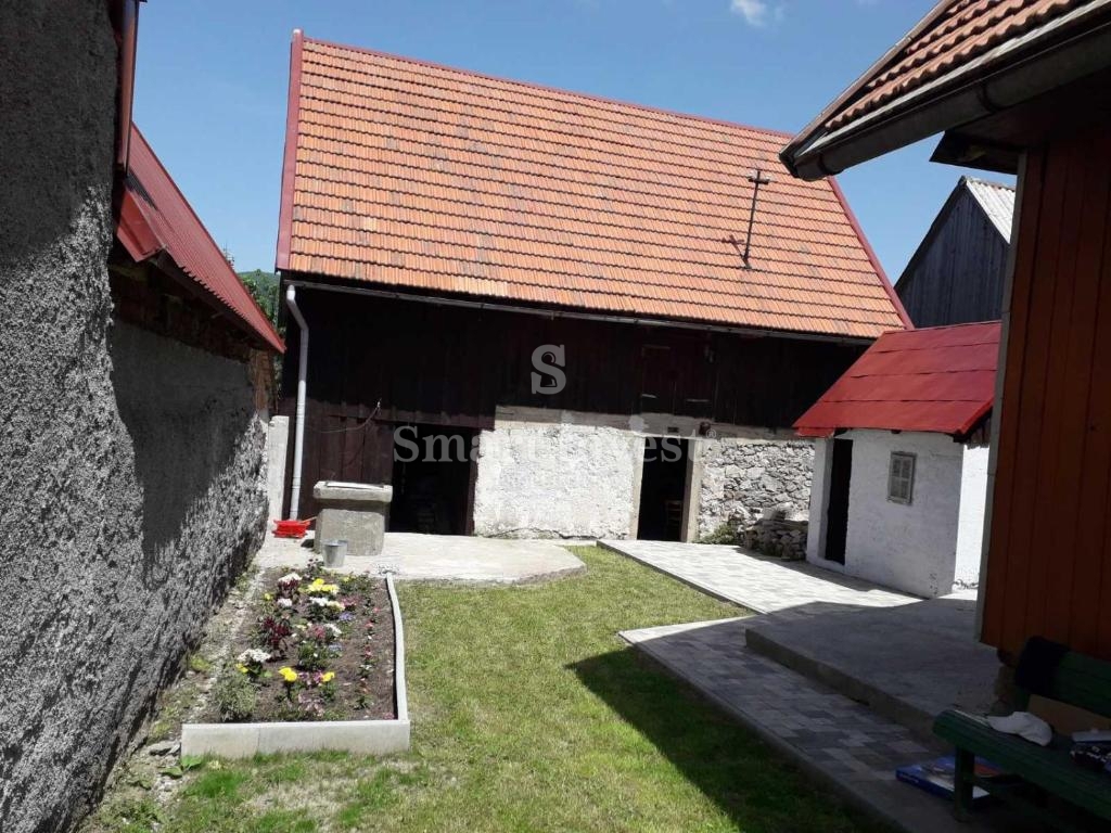 Hiša Mrkopalj, 150m2
