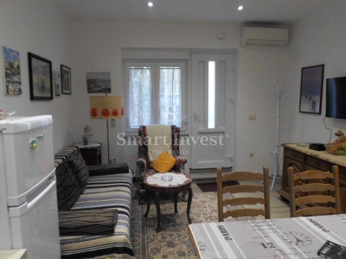 OPATIJA - CENTER, dva apartmaja z vrtom blizu morja