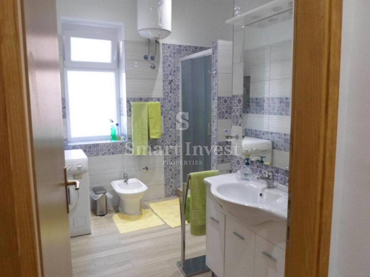OPATIJA - CENTER, dva apartmaja z vrtom blizu morja