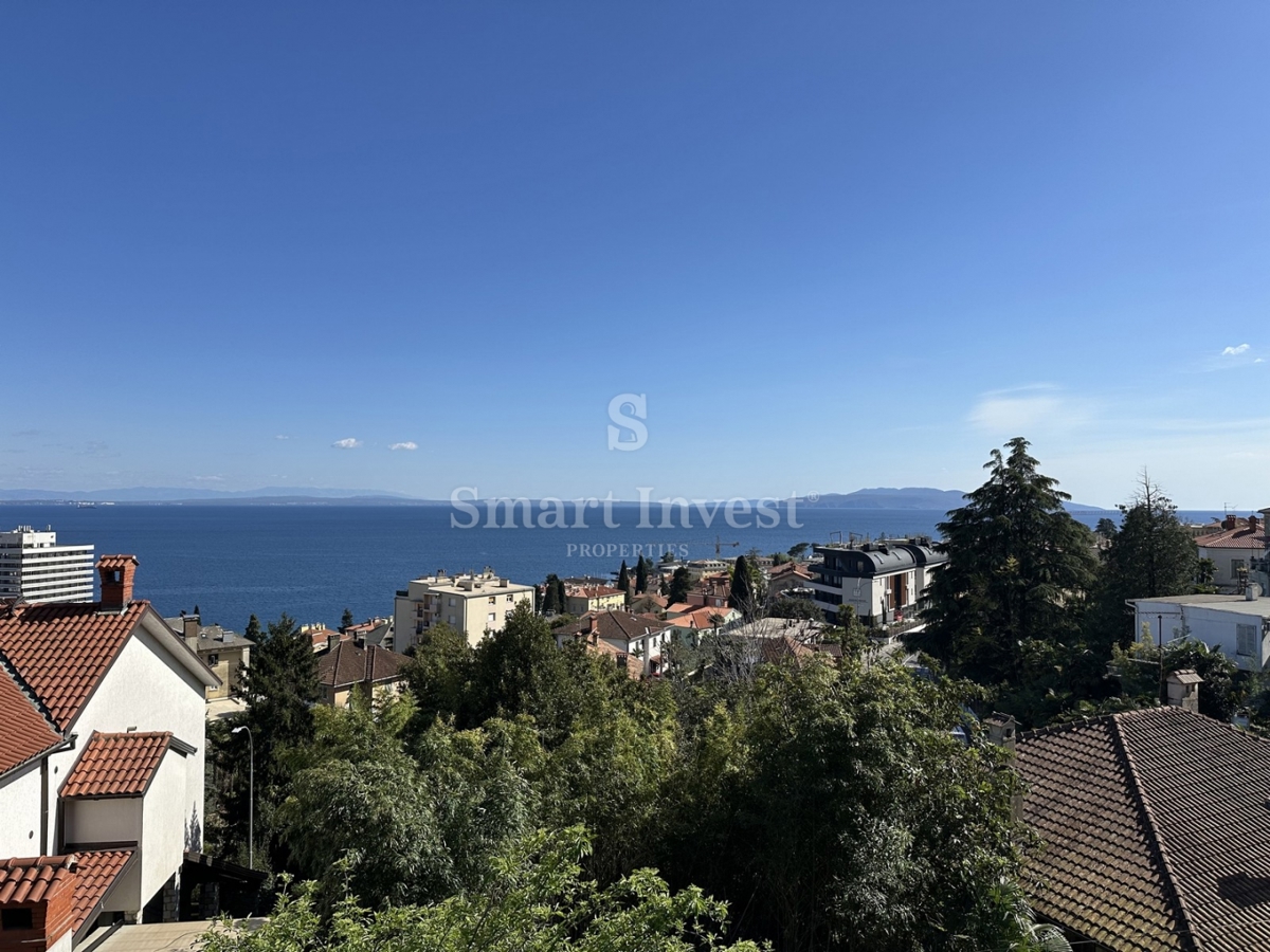 OPATIJA - CENTER, 2-sobno stanovanje s pogledom na morje