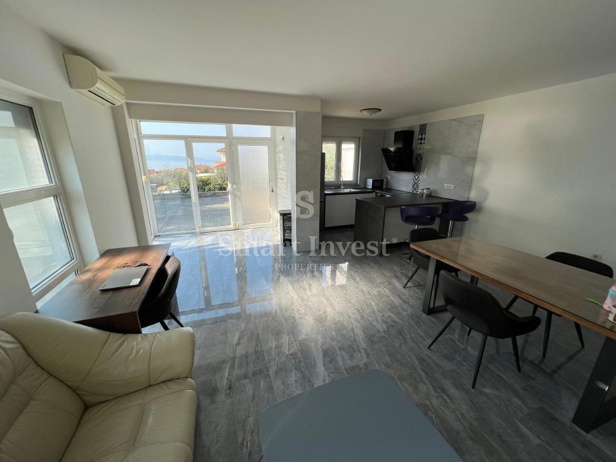 Stanovanje Kostrena, 62m2
