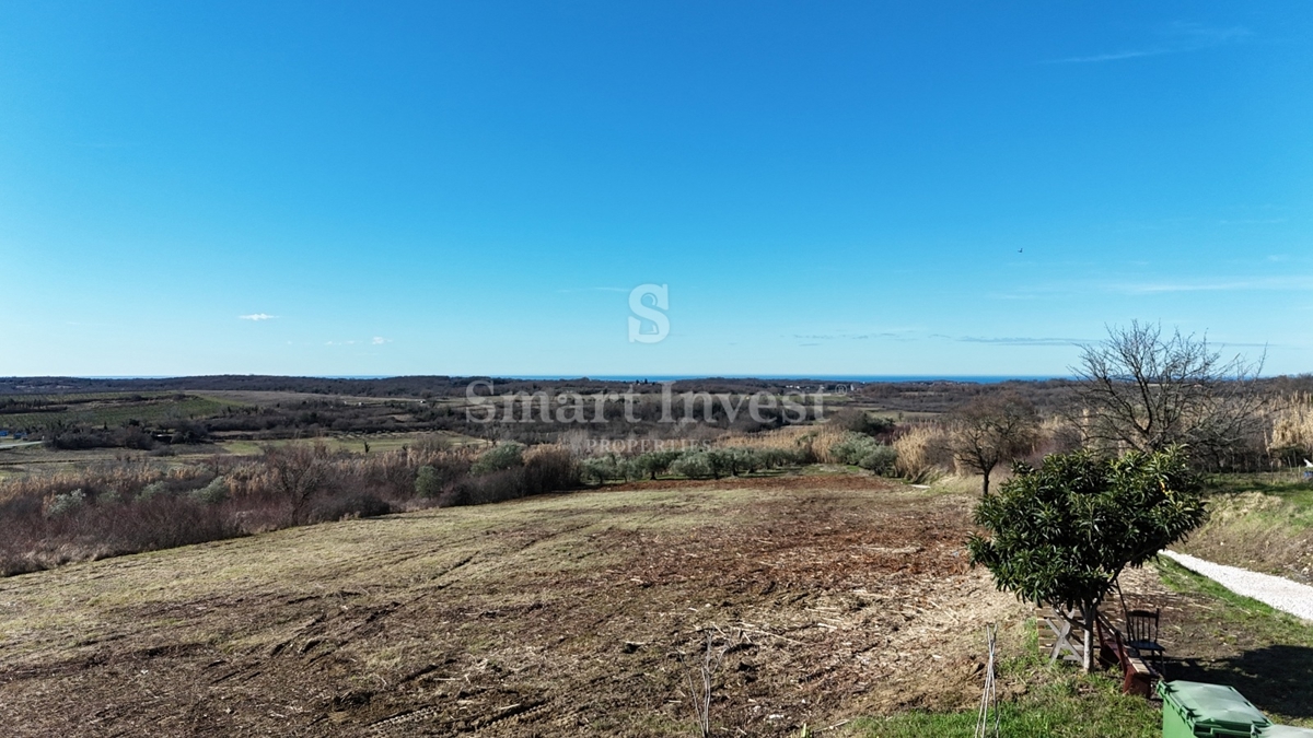 ISTRA - BUJE, gradbeno zemljišče za hišo, s pogledom na morje