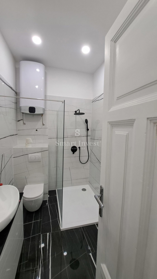 RIJEKA - POTOK, na novo prenovljeno stanovanje, razdeljeno na 2 stanovanja, balkon