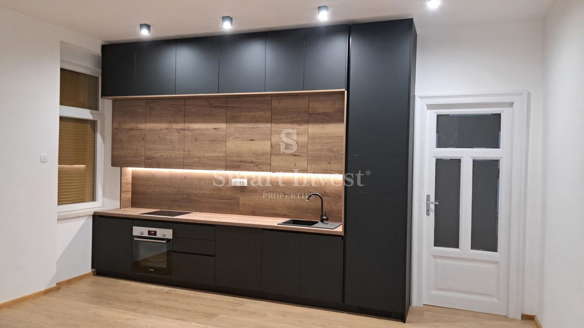 RIJEKA - POTOK, na novo prenovljeno stanovanje, razdeljeno na 2 stanovanja, balkon