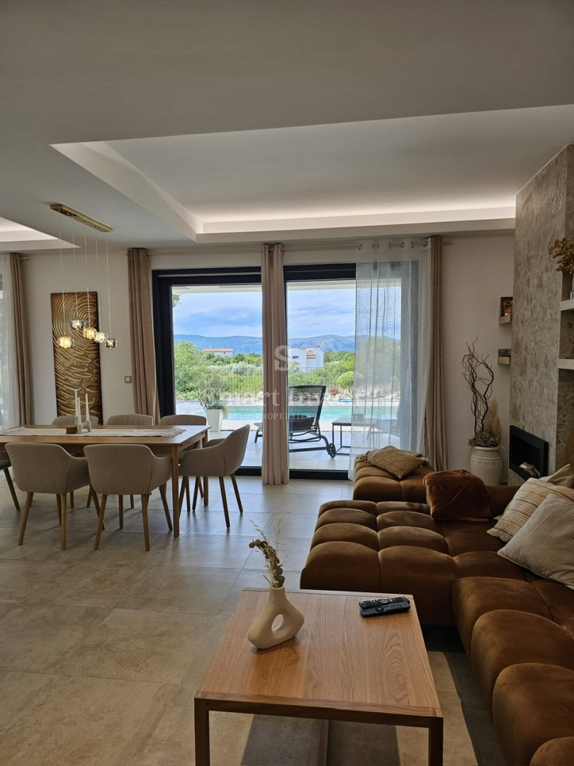 Hiša Linardići, Krk, 176m2