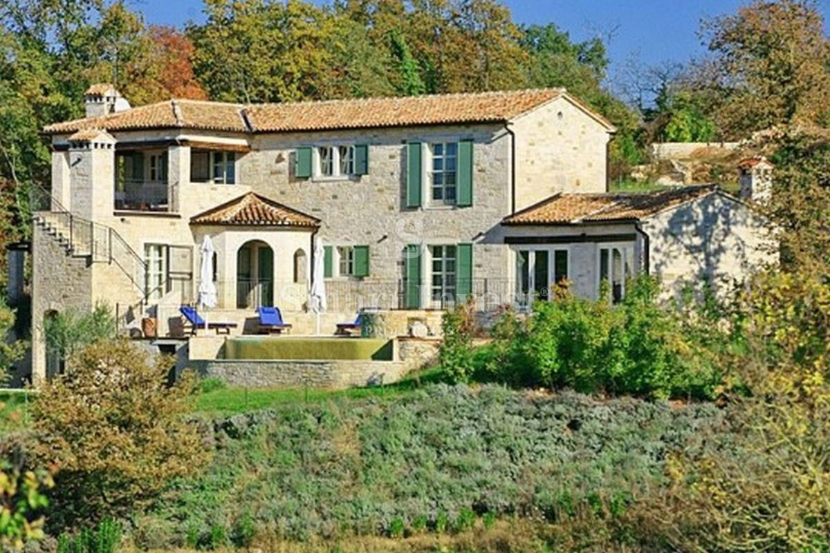 ISTRIA - POREČ vicinity, Beautiful 4-bedroom stone villa with pool