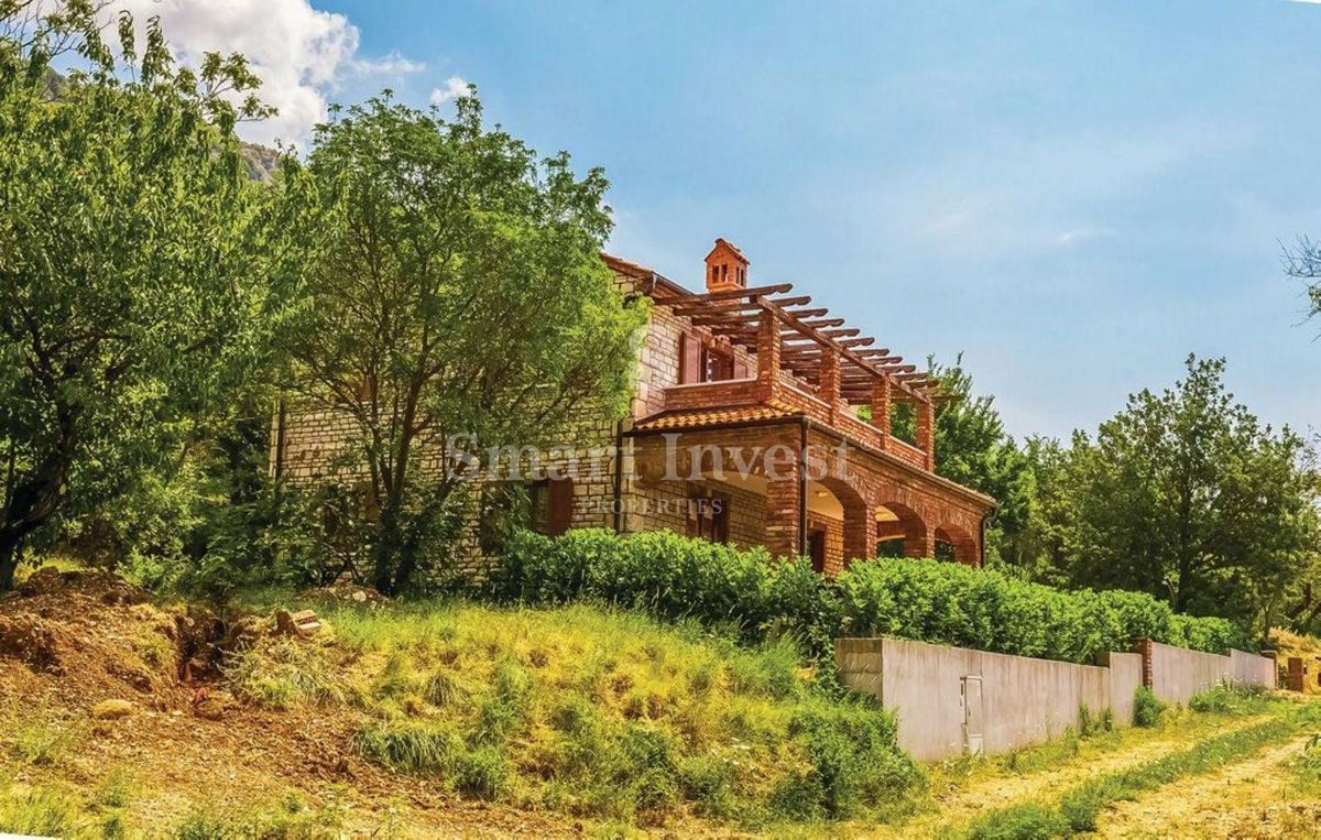 Hiša Grižane-Belgrad, Vinodolska Općina, 200m2
