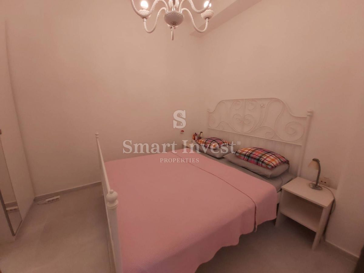 OPATIJA, Two apartments of 60 m2 in total, with terrace and small garden