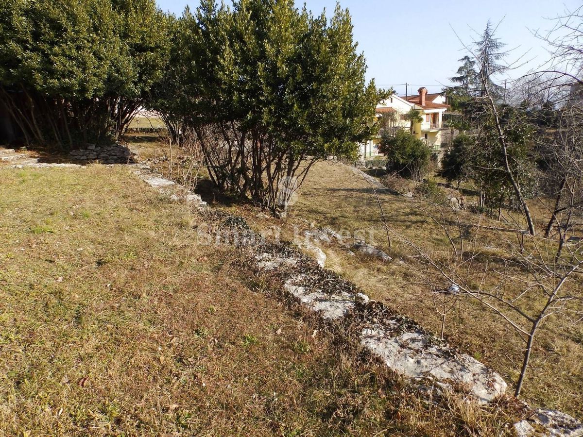 OPATIJA - POBRI, Samostojna hiša 180 m2 z velikim vrtom, prodamo