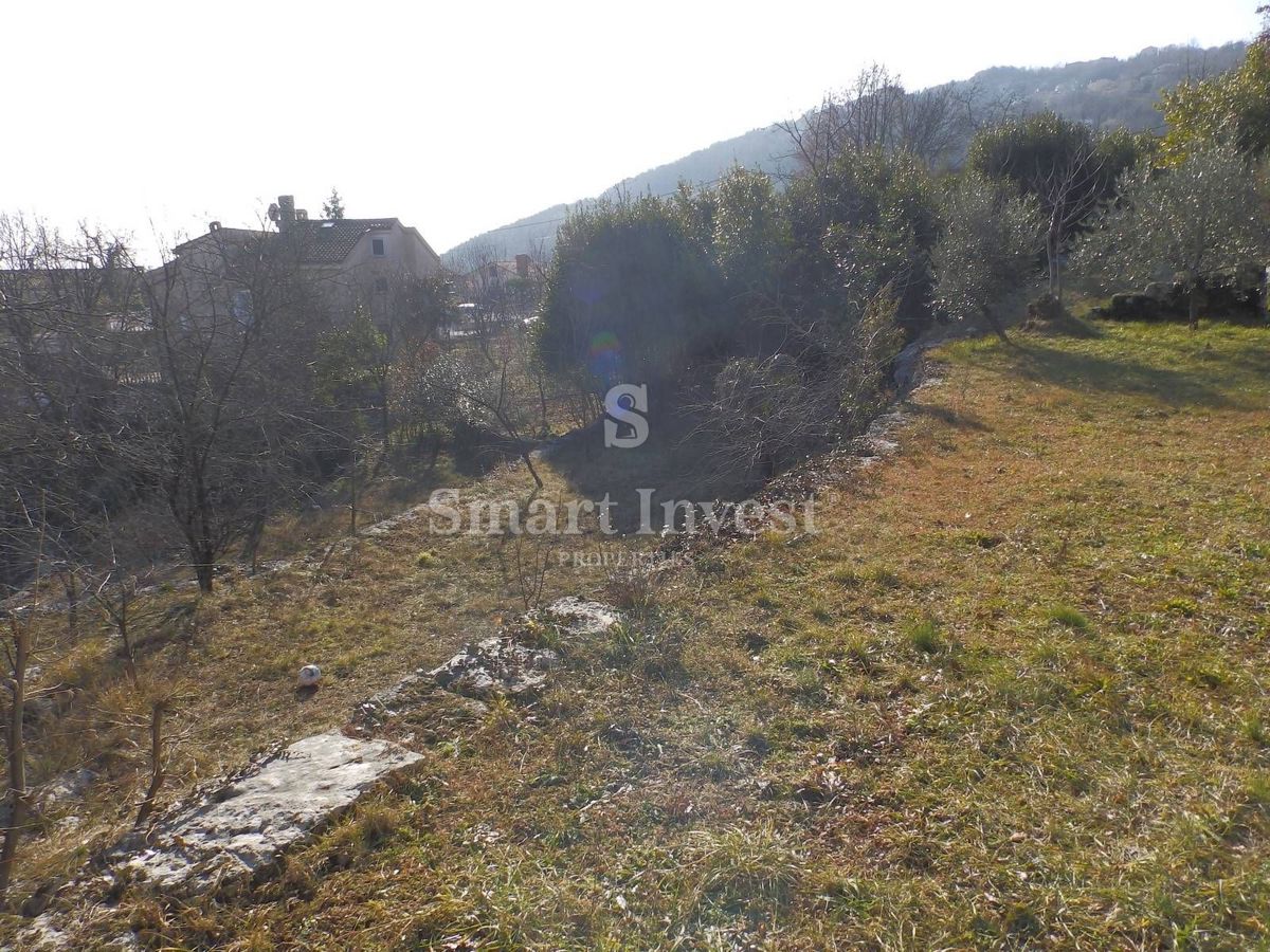 OPATIJA - POBRI, Samostojna hiša 180 m2 z velikim vrtom, prodamo