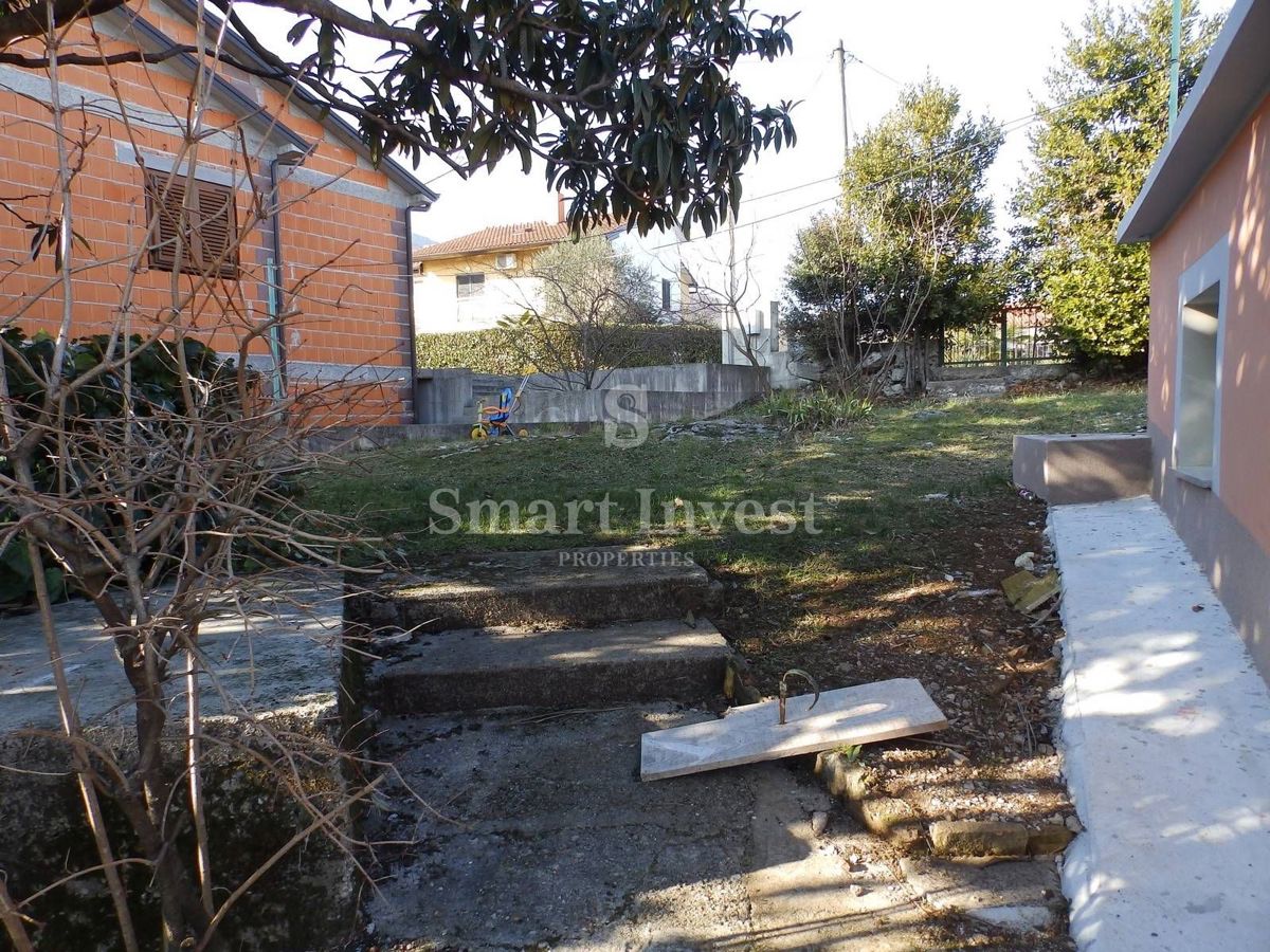 OPATIJA - POBRI, Samostojna hiša 180 m2 z velikim vrtom, prodamo