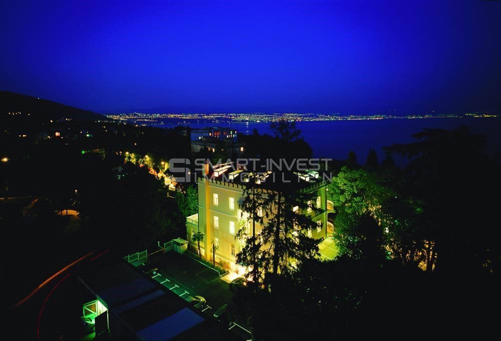 OPATIJA RIVIERA, 4-STARS HOTEL, 50 m to the sea