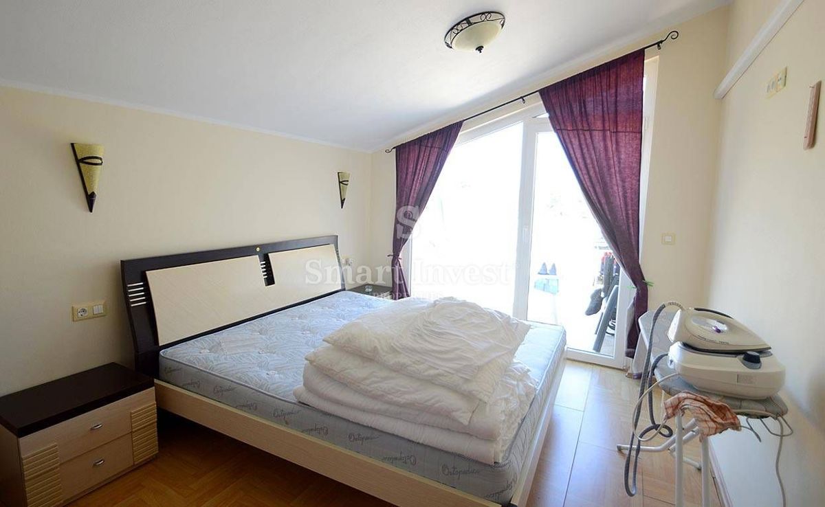 ISTRA - MEDULIN, Apartmajska hiša z bazenom in pogledom na morje - 400 m do morja!