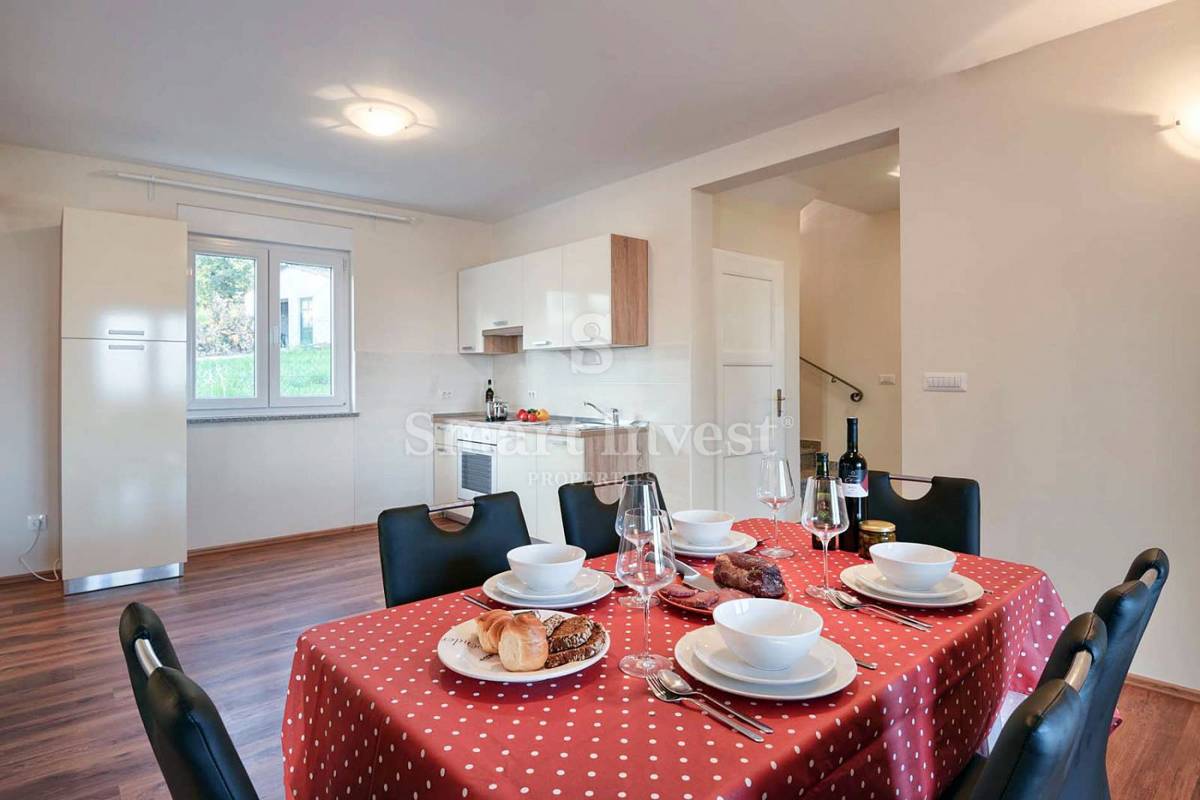 Hiša Poreč, 180m2