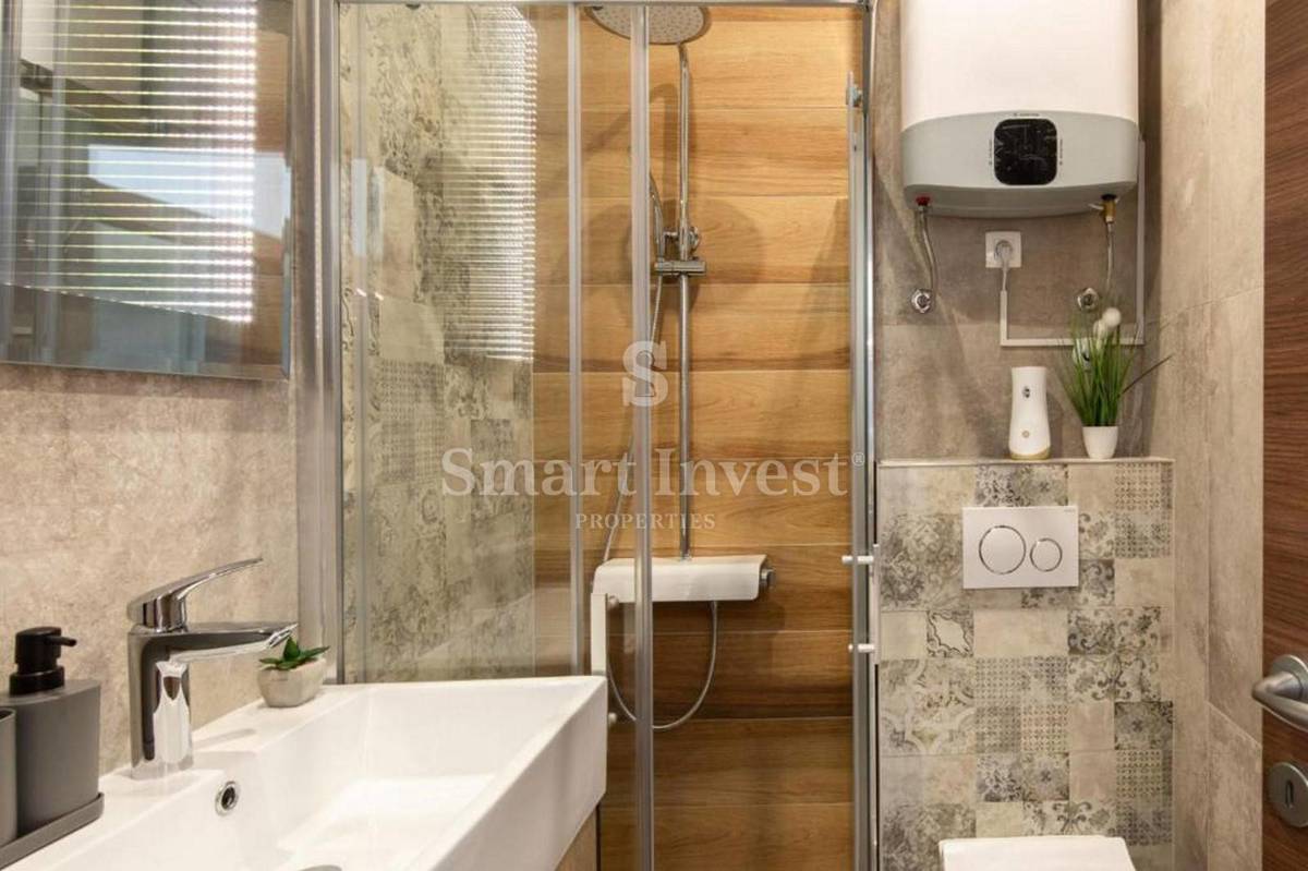 OPATIJA - CENTER, 2-sobno stanovanje z balkonom in pogledom na morje