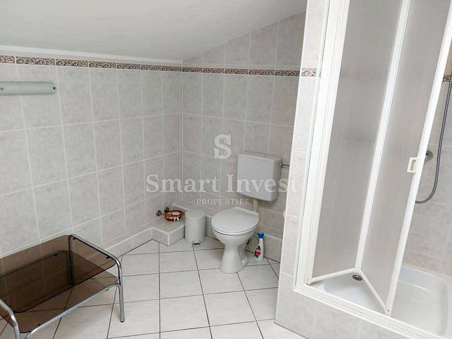 ISTRIA - POREČ, COMFORTABLE 4-BEDROOMS HOUSE, 4 km to the sea