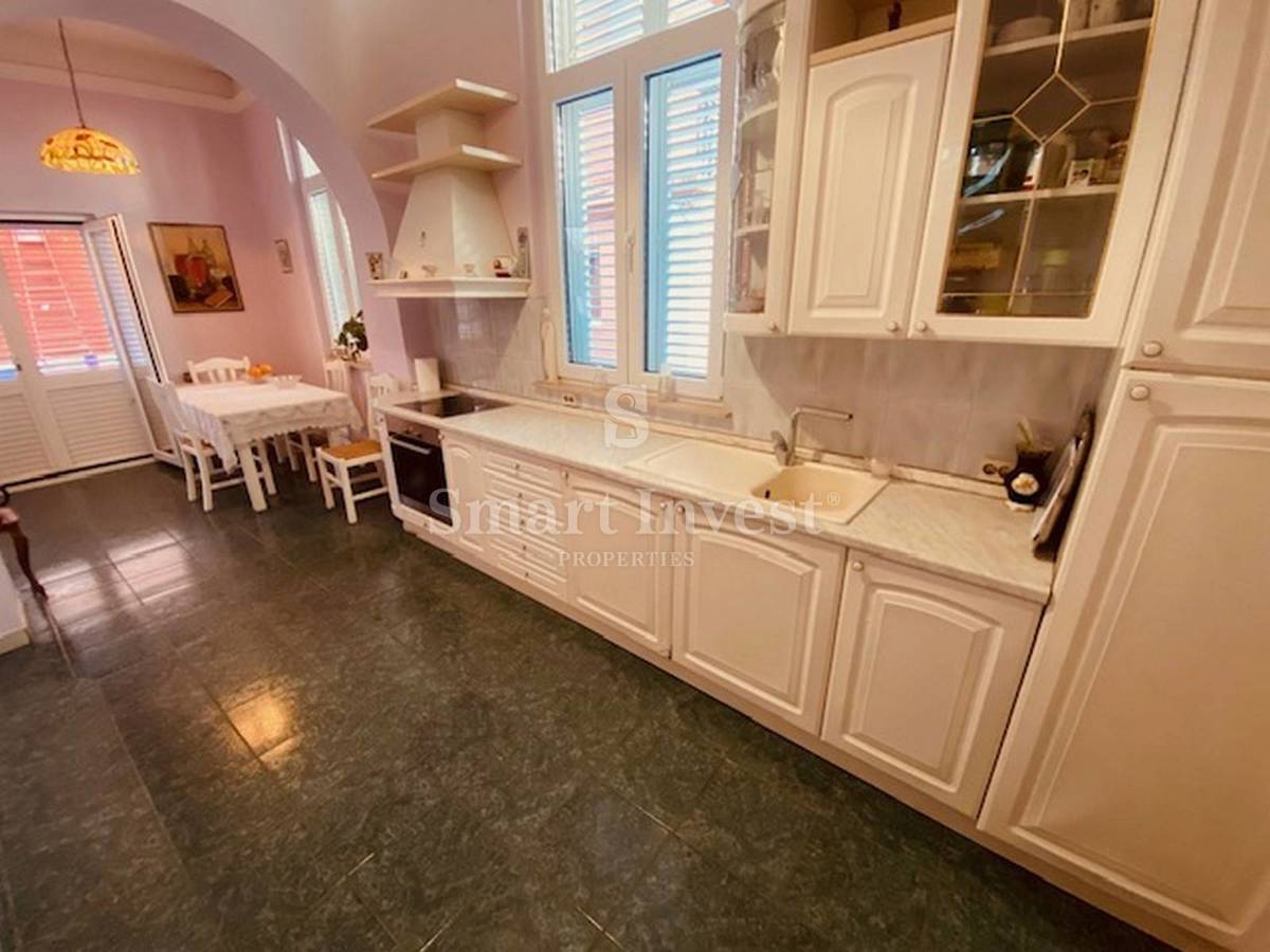 Stanovanje Opatija - Centar, Opatija, 185m2