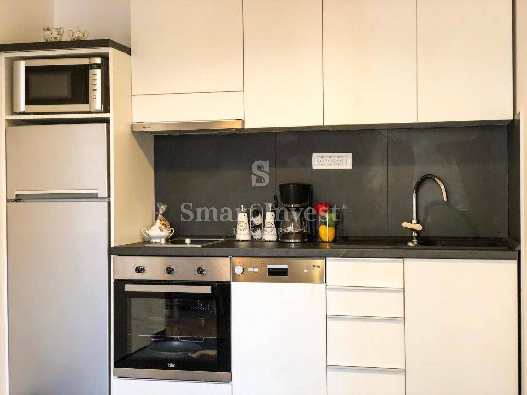 OPATIJA - CENTER, dva prenovljena apartmaja v zgodovinski vili, 50 m do morja