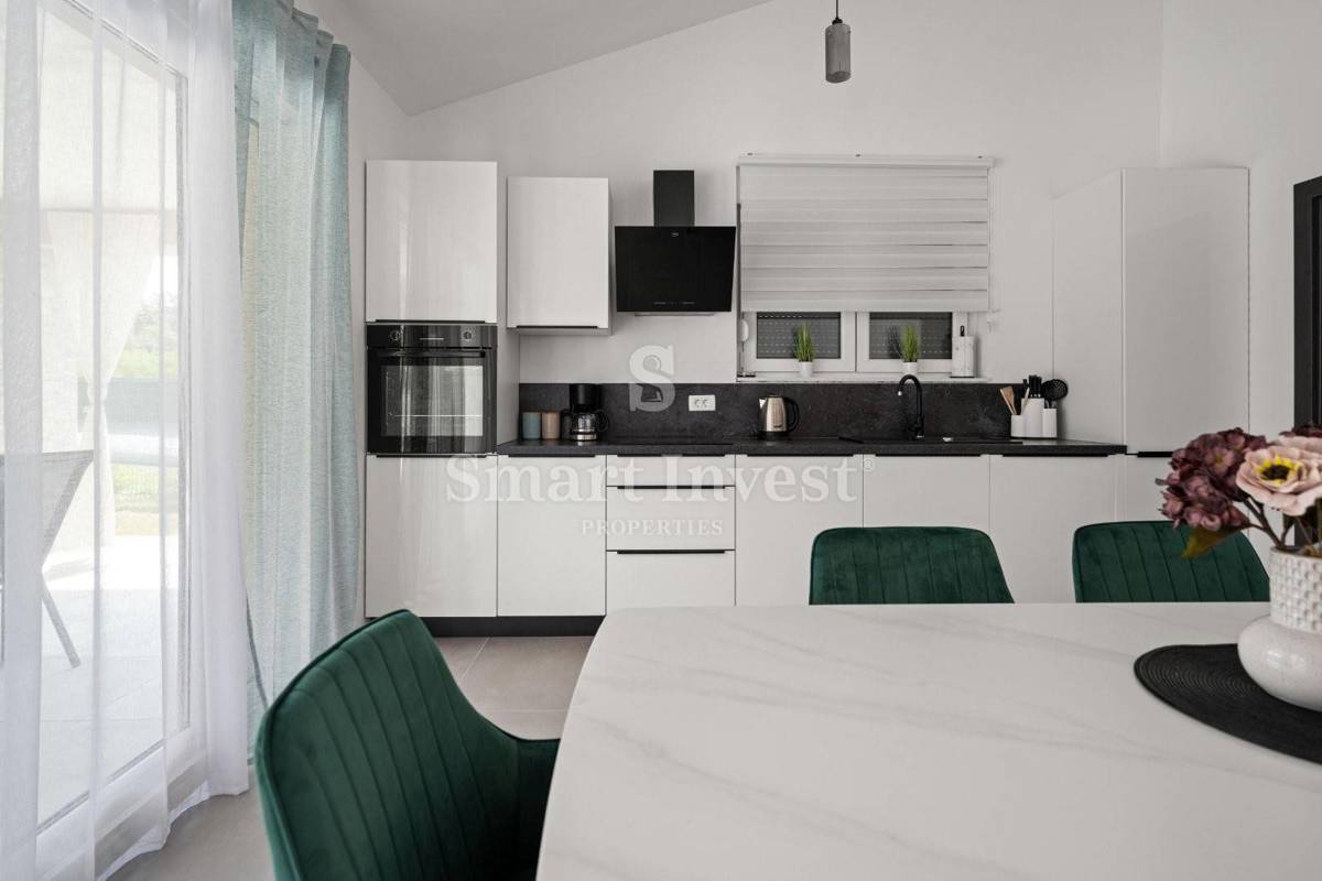 Hiša Rabac, Labin, 130m2