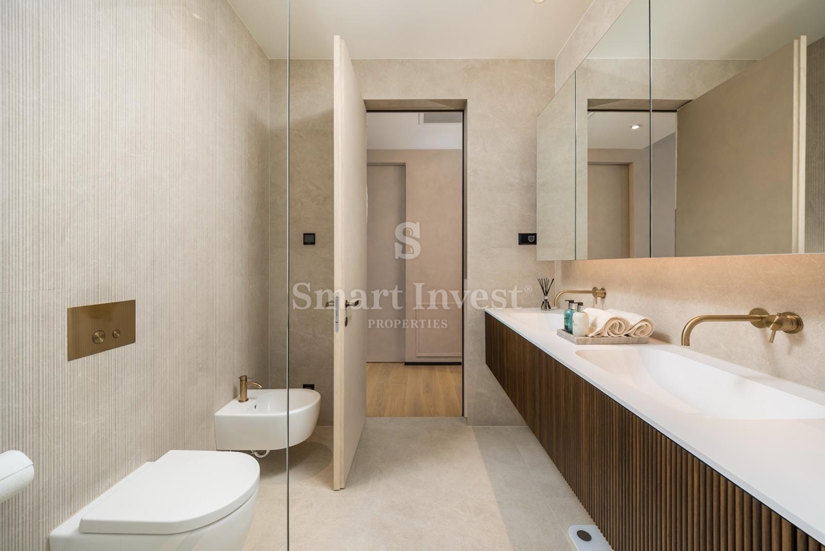 MOŠĆENICE, luksuzna vila z bazenom in panoramskim pogledom na morje