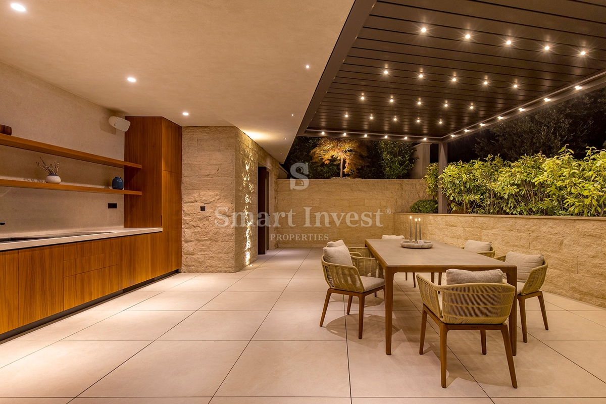 MOŠĆENICE, luksuzna vila z bazenom in panoramskim pogledom na morje