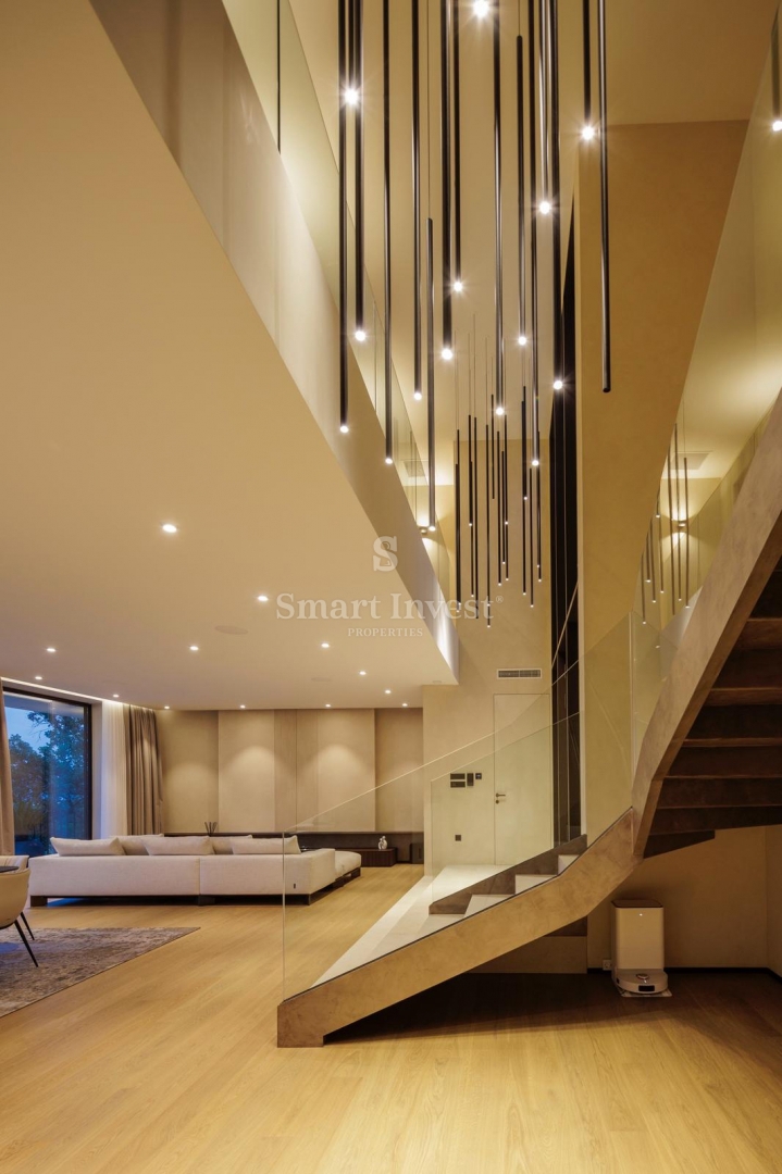 MOŠĆENICE, luksuzna vila z bazenom in panoramskim pogledom na morje