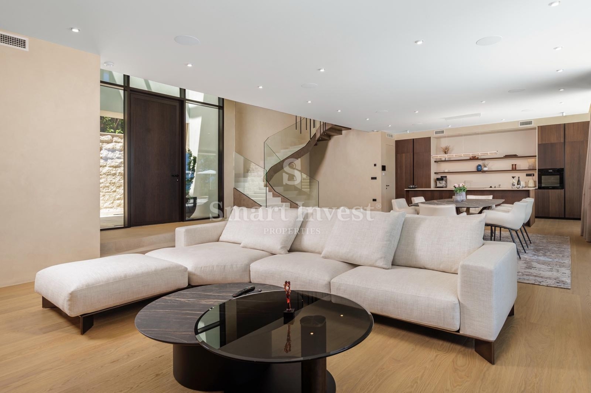 MOŠĆENICE, luksuzna vila z bazenom in panoramskim pogledom na morje