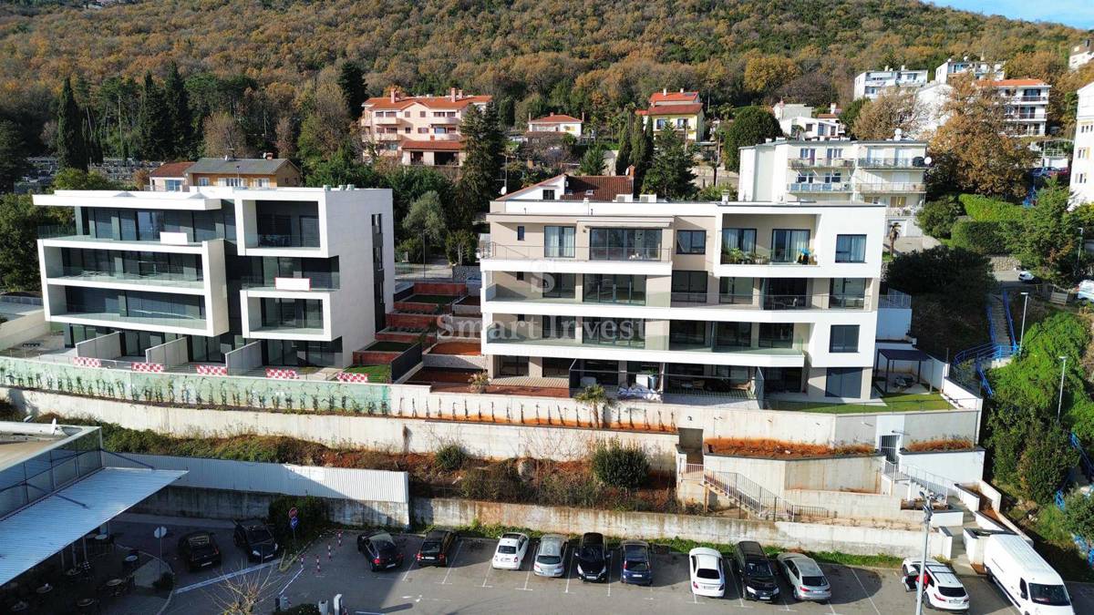 OPATIJA, Novo 3-s stanovanje s pogledom na morje in garažo