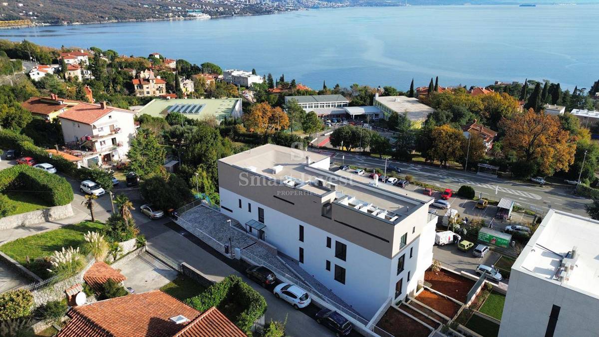 OPATIJA, Novo 3-s stanovanje s pogledom na morje in garažo
