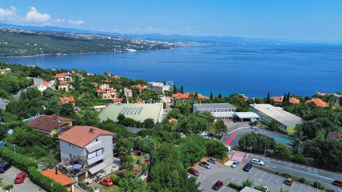 OPATIJA, Novo 3-s stanovanje s pogledom na morje in garažo