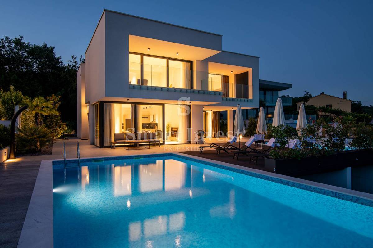 OPATIJA - VEPRINAC, moderna vila s panoramskim pogledom na morje, prodamo