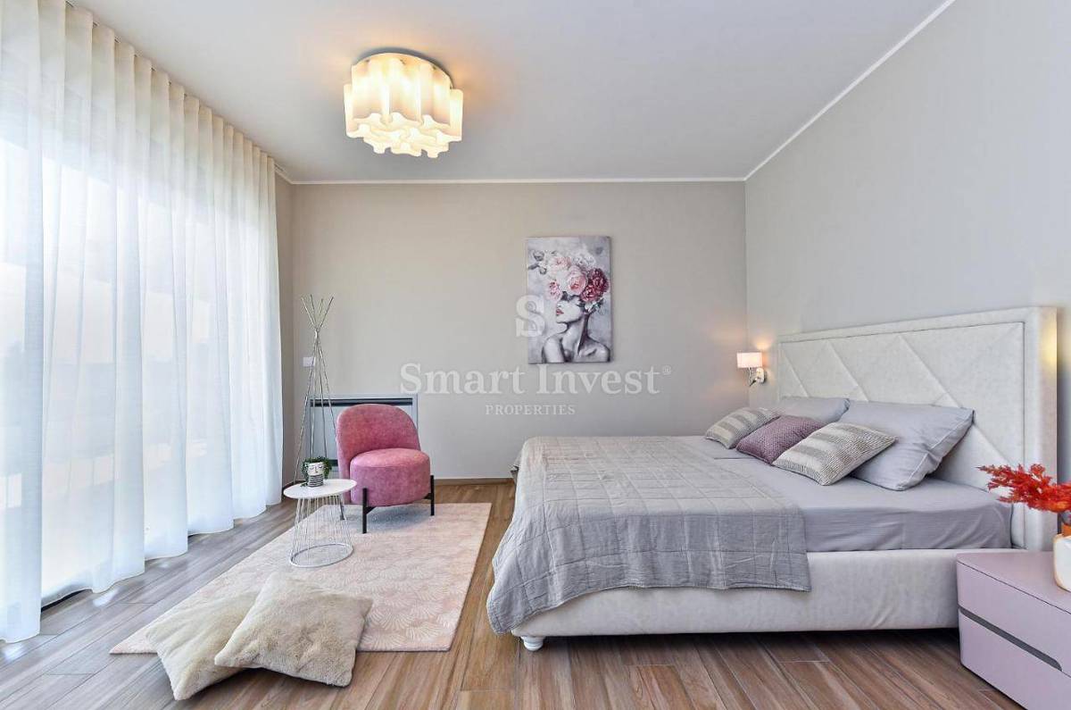 ISTRA - FAŽANA, moderna vila z bazenom blizu morja