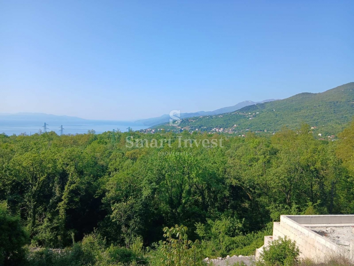 OPATIJA - MATULJI, gradbeno zemljišče velikosti 642 m2 s pogledom na morje