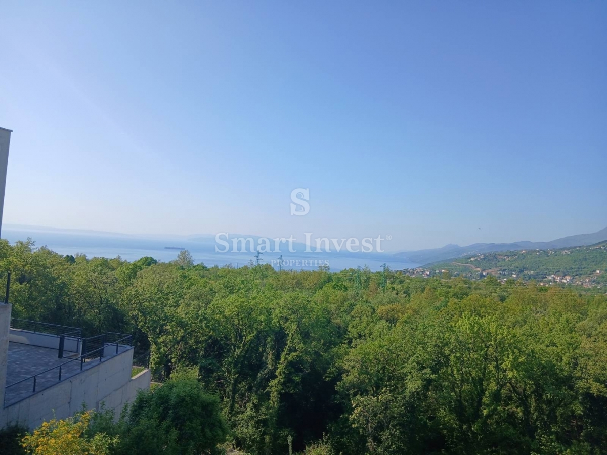 OPATIJA - MATULJI, gradbeno zemljišče velikosti 642 m2 s pogledom na morje