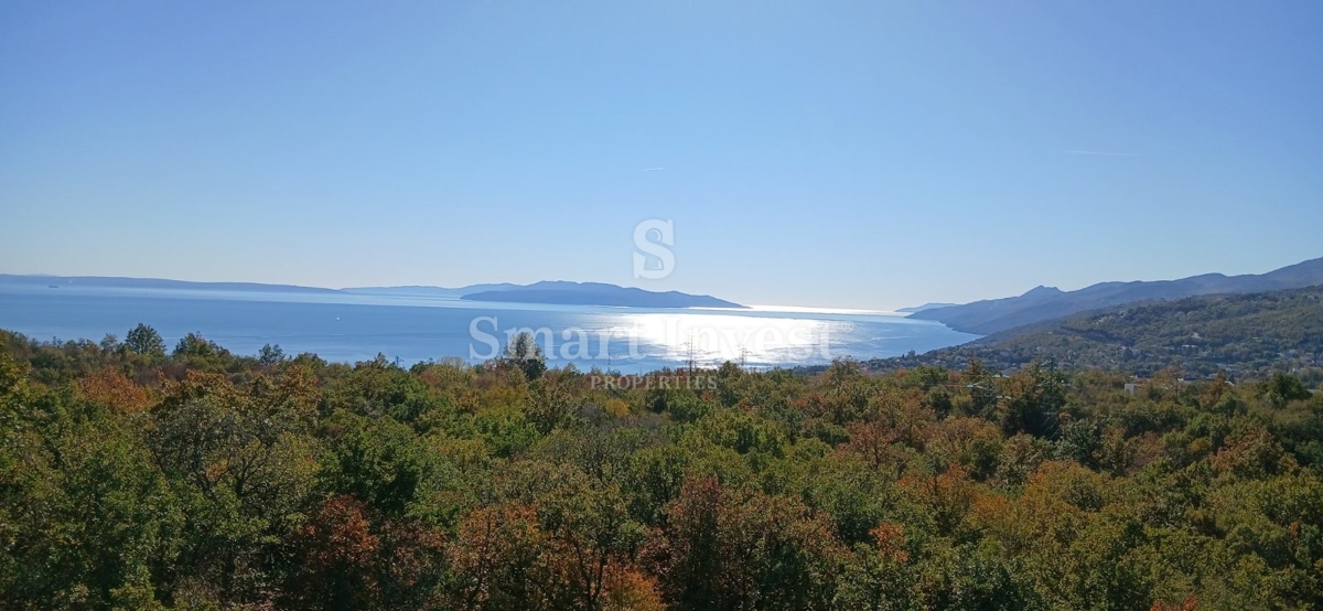 OPATIJA - MATULJI, gradbeno zemljišče velikosti 642 m2 s pogledom na morje