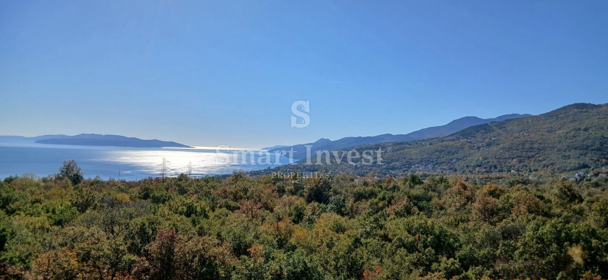 OPATIJA - MATULJI, gradbeno zemljišče velikosti 642 m2 s pogledom na morje