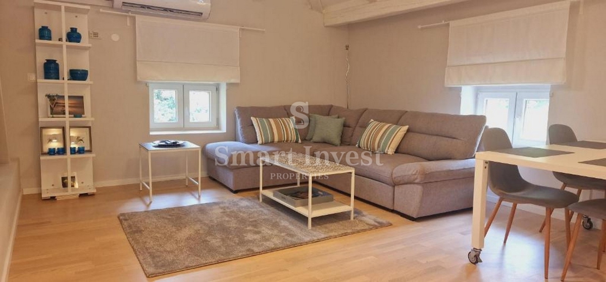 OPATIJA - CENTER, prenovljeno stanovanje ob morju