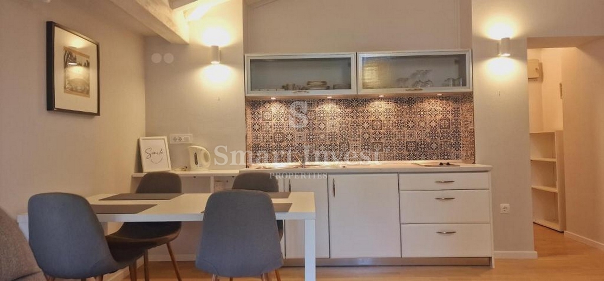 OPATIJA - CENTER, prenovljeno stanovanje ob morju